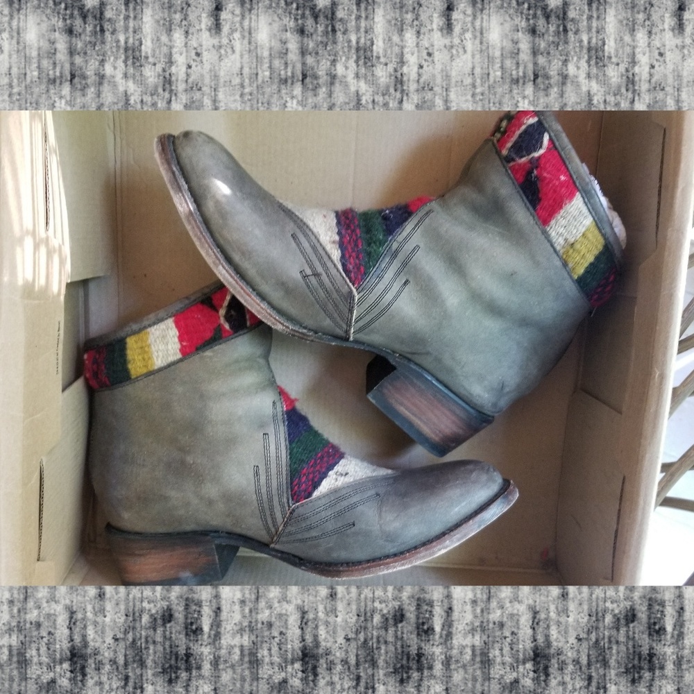 FREEBIRD by Steven aztec Boho Hippie distressed South western ankle boots